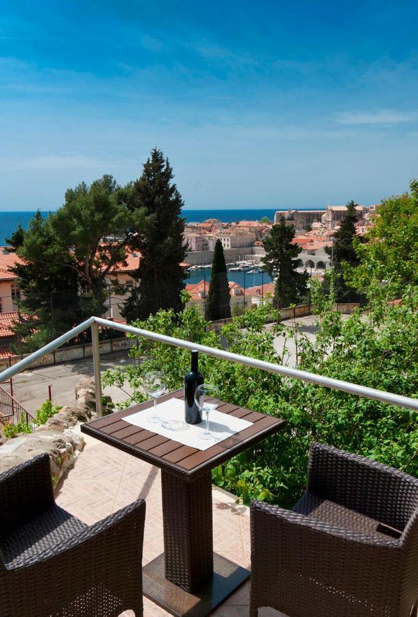 Lora Studio Sea & Oldtown View With Parking Ντουμπρόβνικ Εξωτερικό φωτογραφία