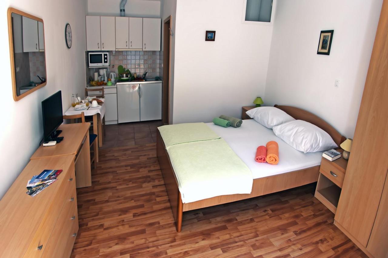 Lora Studio Sea & Oldtown View With Parking Ντουμπρόβνικ Εξωτερικό φωτογραφία