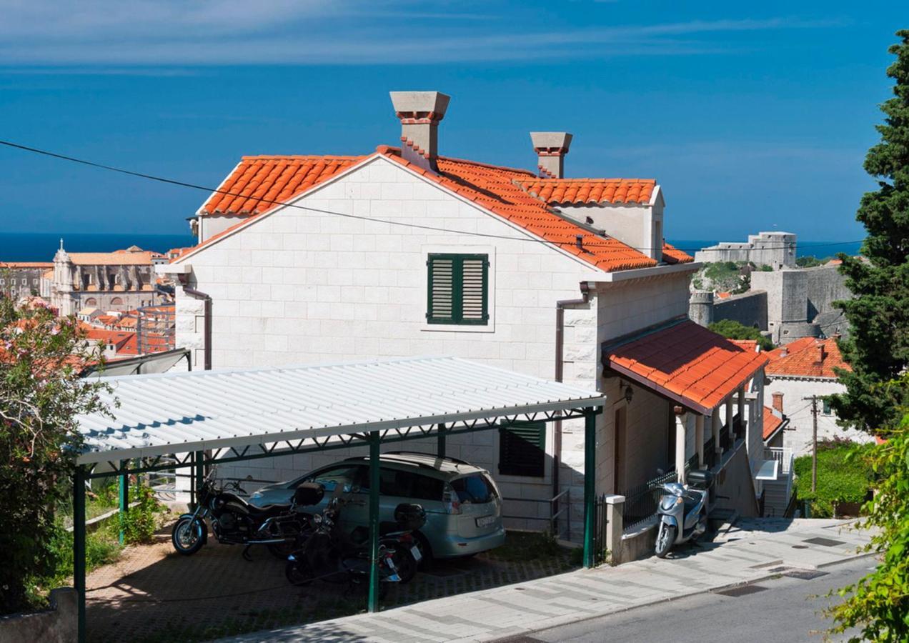 Lora Studio Sea & Oldtown View With Parking Ντουμπρόβνικ Εξωτερικό φωτογραφία